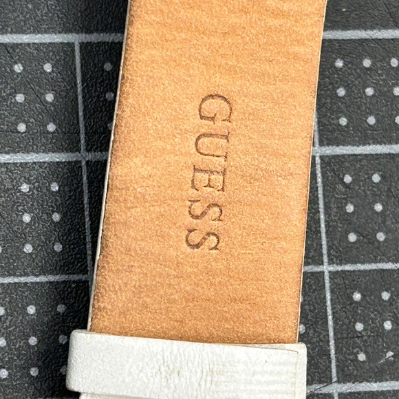 Guess Womens Paisley Floral Dial Crystal Bezel White Leather Watch G75991L‎ main image 6